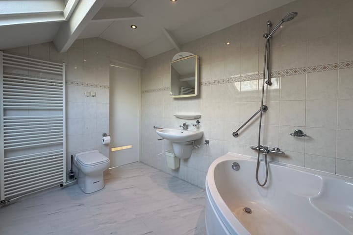 Photo 32 of John F. Kennedylaan 99