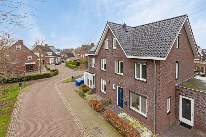 Foto 40 van Wethouder Smitsstraat 4