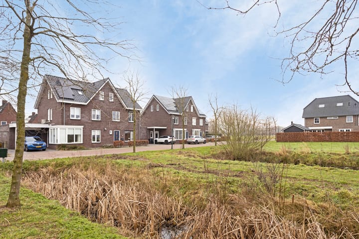 Foto 41 van Wethouder Smitsstraat 4