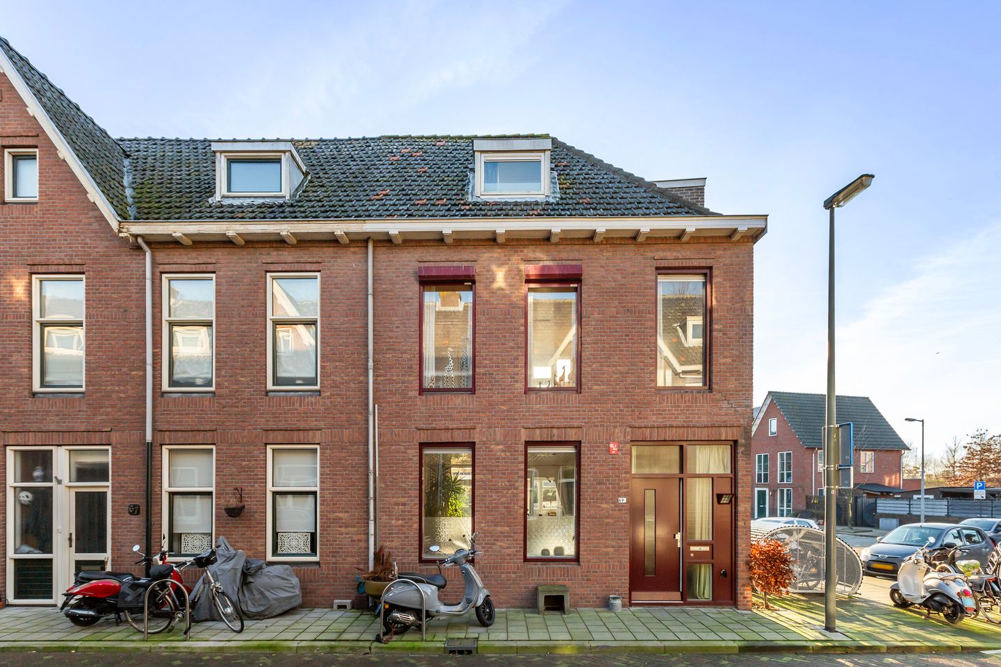 Foto 1 van Zwartewaalsestraat 69