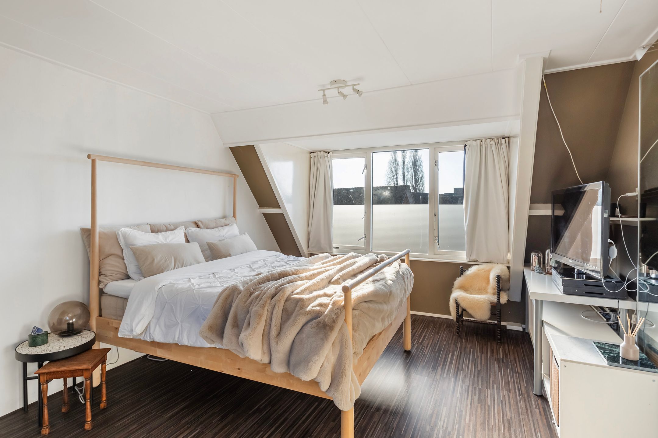 Foto 33 van Zwartewaalsestraat 69