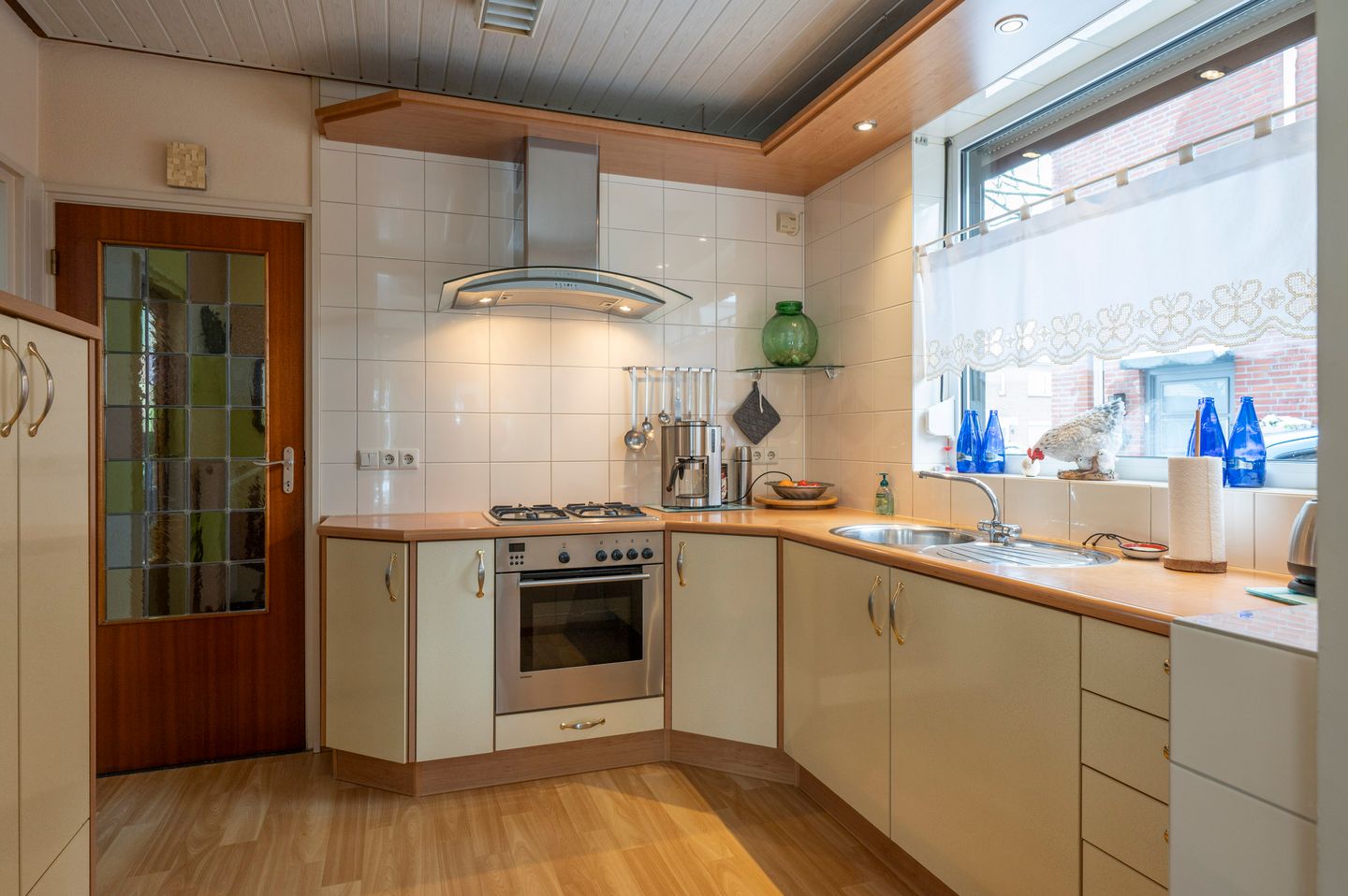 Foto 14 van Beneluxlaan 4