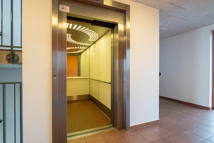 Foto 9 van Zuiderlicht 335