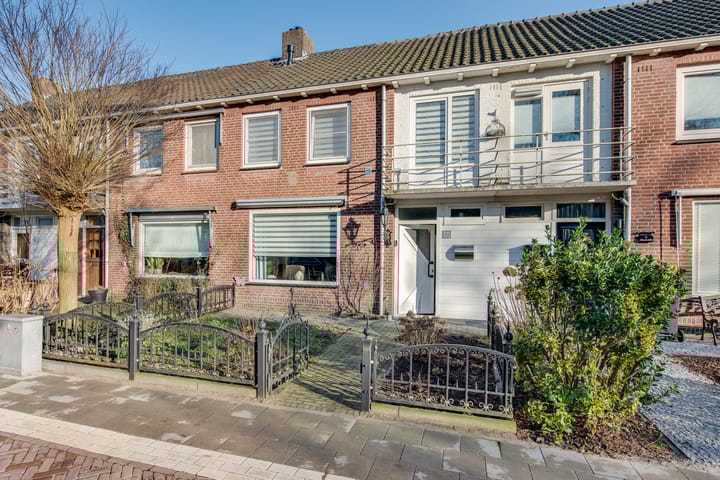 Foto 23 van Spoorlaan 34