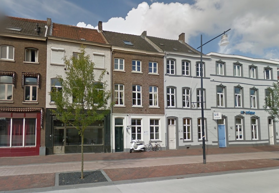 View photo 2 of Willem II Singel 30