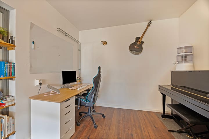 Foto 12 van Lisstraat 2