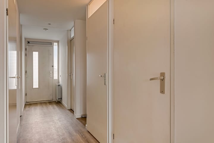 Foto 8 van Vincent van Goghstraat 241