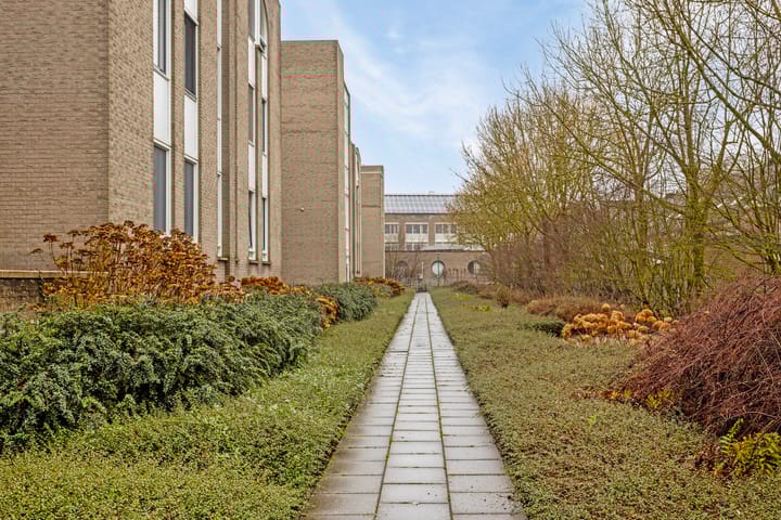 Foto 34 van Vincent van Goghstraat 241