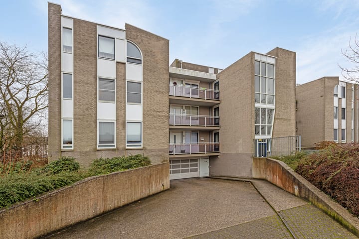 Foto 33 van Vincent van Goghstraat 241