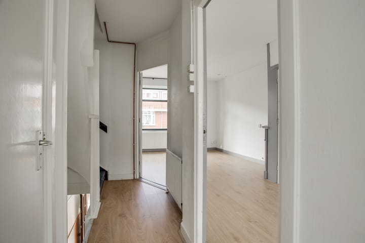 Foto 10 van De Bullstraat 44