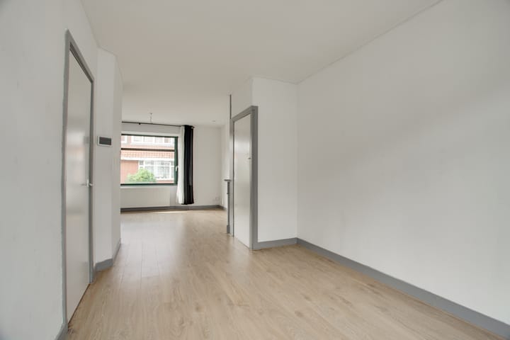 Foto 12 van De Bullstraat 44