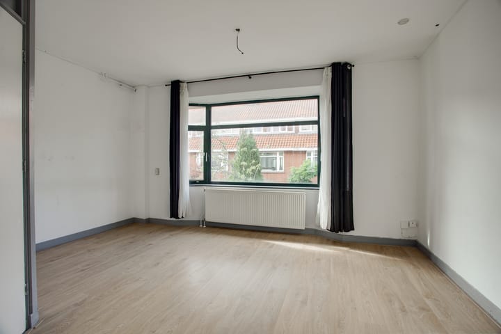 Foto 16 van De Bullstraat 44