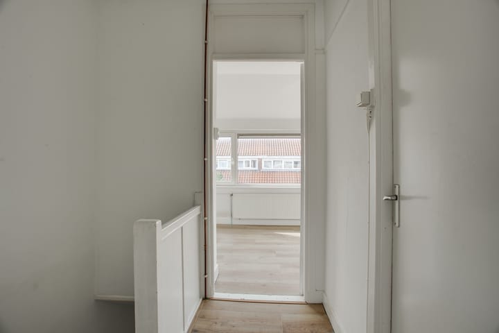 Foto 21 van De Bullstraat 44