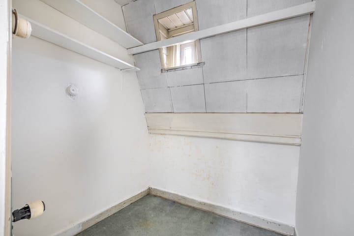 Photo 32 of Proveniersstraat 32-B