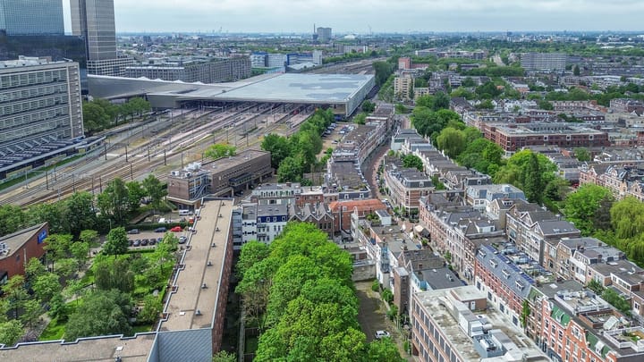 Photo 43 of Proveniersstraat 32-B