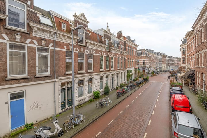 Photo 48 of Proveniersstraat 32-B