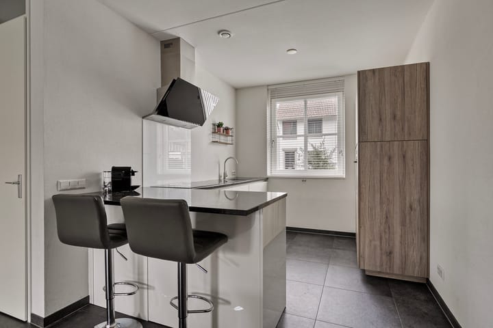 Foto 9 van Zwartbont 21