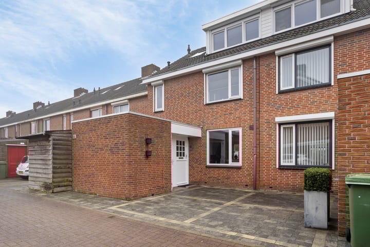 Photo 1 of Zuiderzeestraat 97