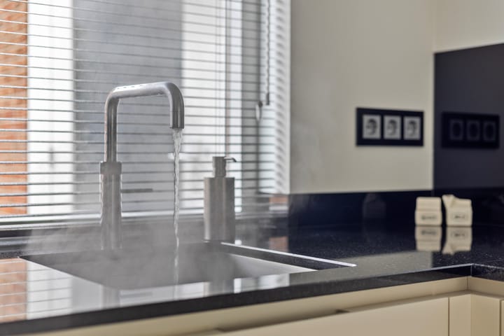 Photo 11 of Zuiderzeestraat 97