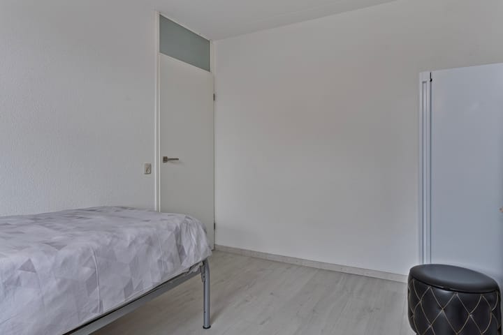 Photo 19 of Zuiderzeestraat 97