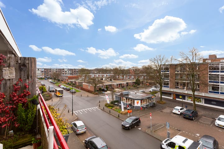 Photo 25 of Maasstraat 51