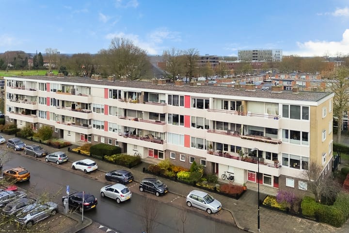 Photo 27 of Maasstraat 51