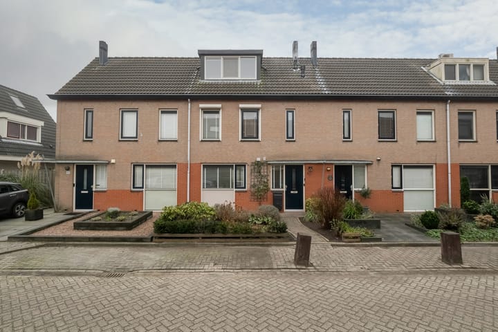 Foto 1 van Gerrit Achterberghof 47