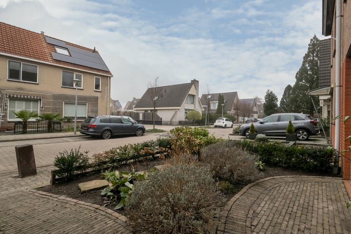 Foto 38 van Gerrit Achterberghof 47