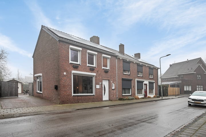 Bekijk foto van Mgr Evertsstraat 6