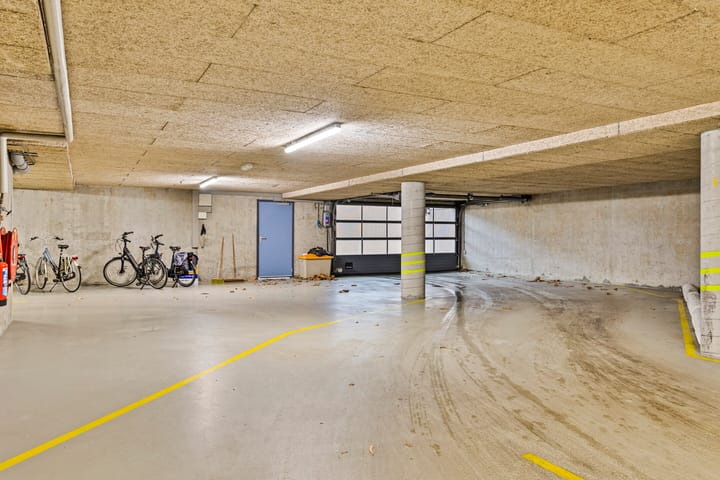 Foto 20 van Burgemeester Kuperusplein 157