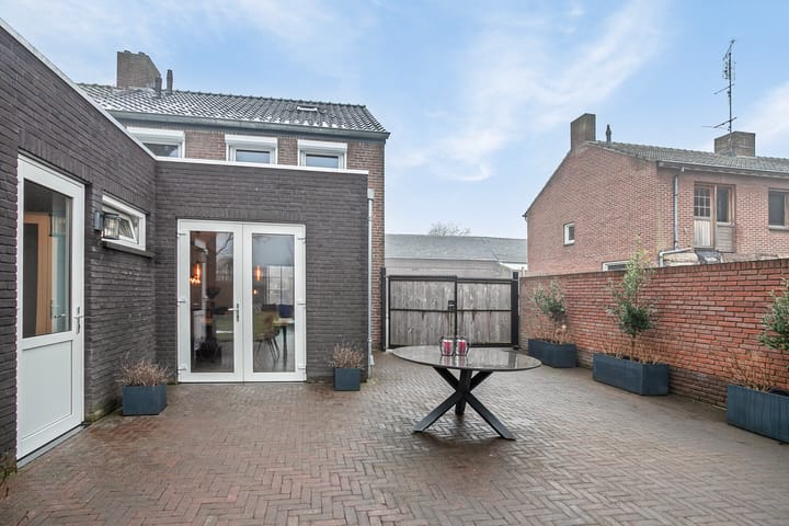 Foto 46 van Mgr Evertsstraat 6