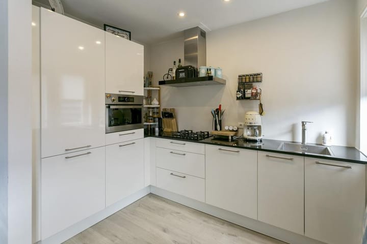 Foto 7 van Röntgenstraat 12