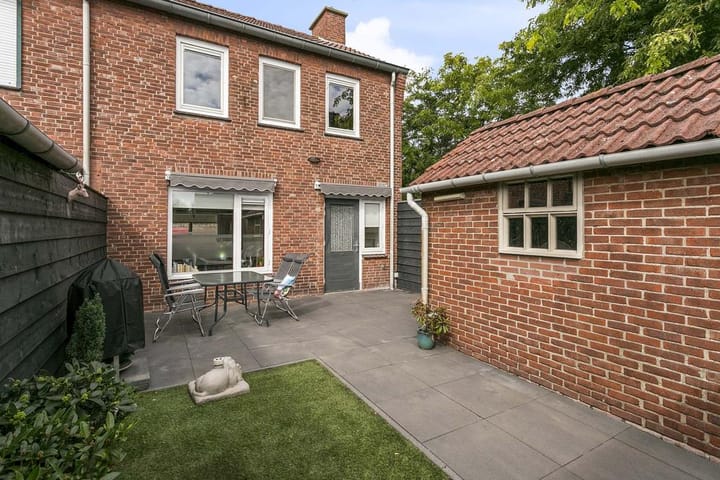 Foto 24 van Röntgenstraat 12