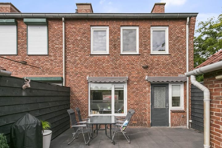 Foto 25 van Röntgenstraat 12