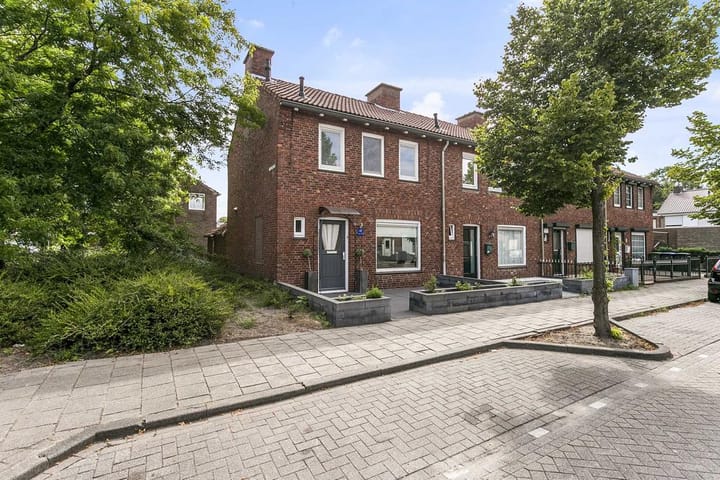 Foto 33 van Röntgenstraat 12