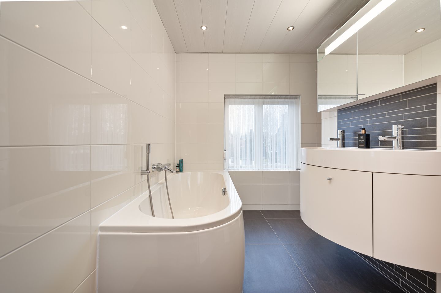 Foto 25 van Pater Vervoortstraat 6