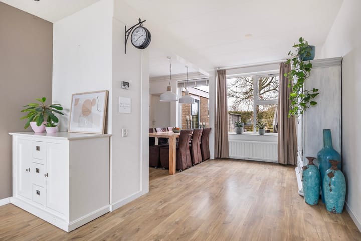 Foto 12 van D.S. Bangmastrjitte 64