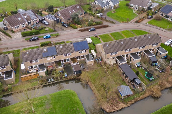 Foto 37 van D.S. Bangmastrjitte 64