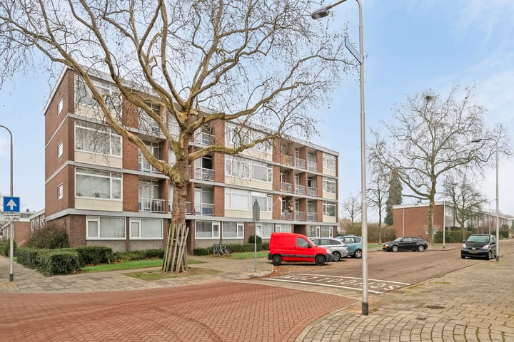 Foto 27 van Newtonstraat 28