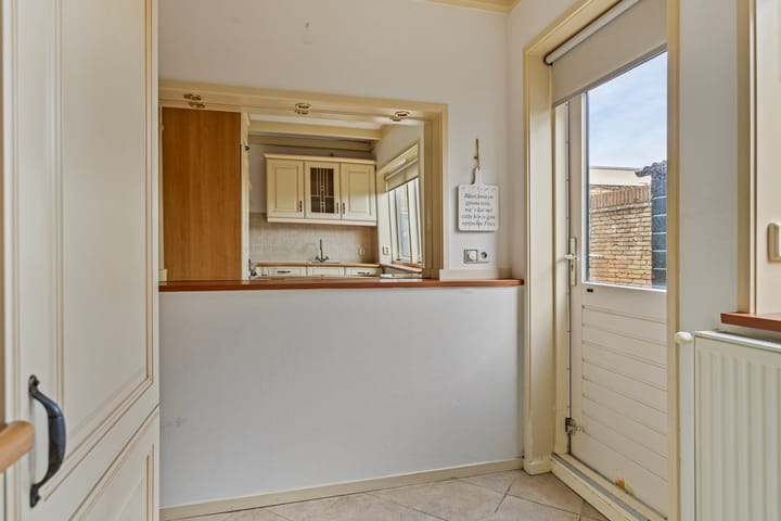 Foto 11 van Karremanstraat 15