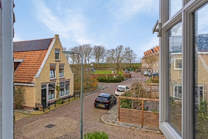 Foto 14 van Karremanstraat 15