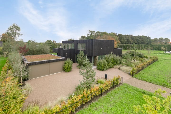 van der Manderelaan 11