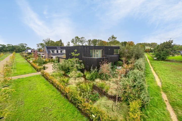 Foto 21 van van der Manderelaan 11