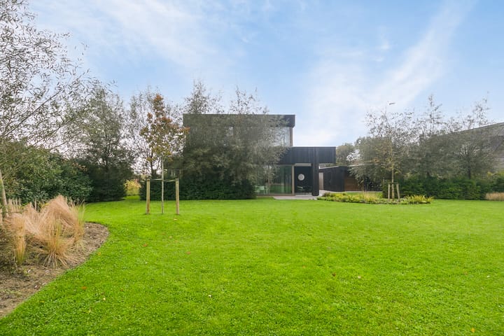 Foto 43 van van der Manderelaan 11