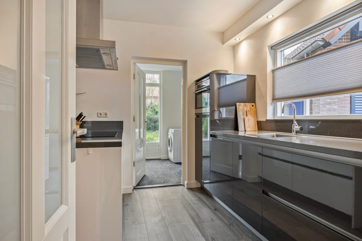 Foto 10 van Cort van der Lindenlaan 41