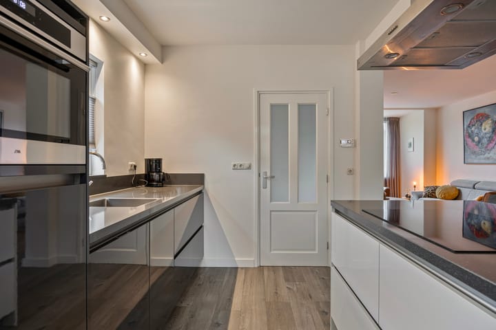 Foto 19 van Cort van der Lindenlaan 41