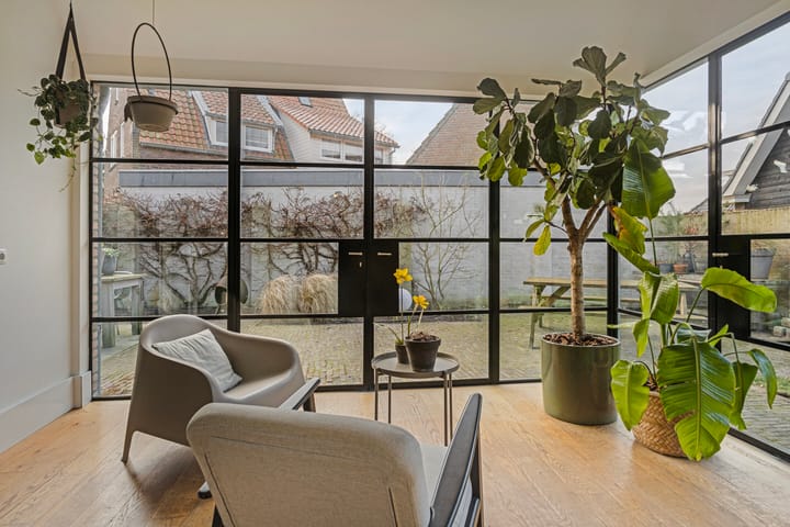 Foto 12 van Bernsestraat 3