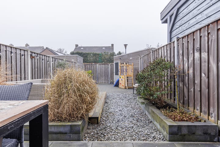 Foto 28 van Meidoornstraat 15