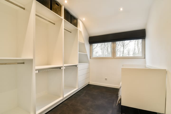 Foto 15 van Voorhout 121