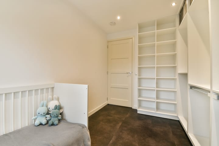 Foto 16 van Voorhout 121